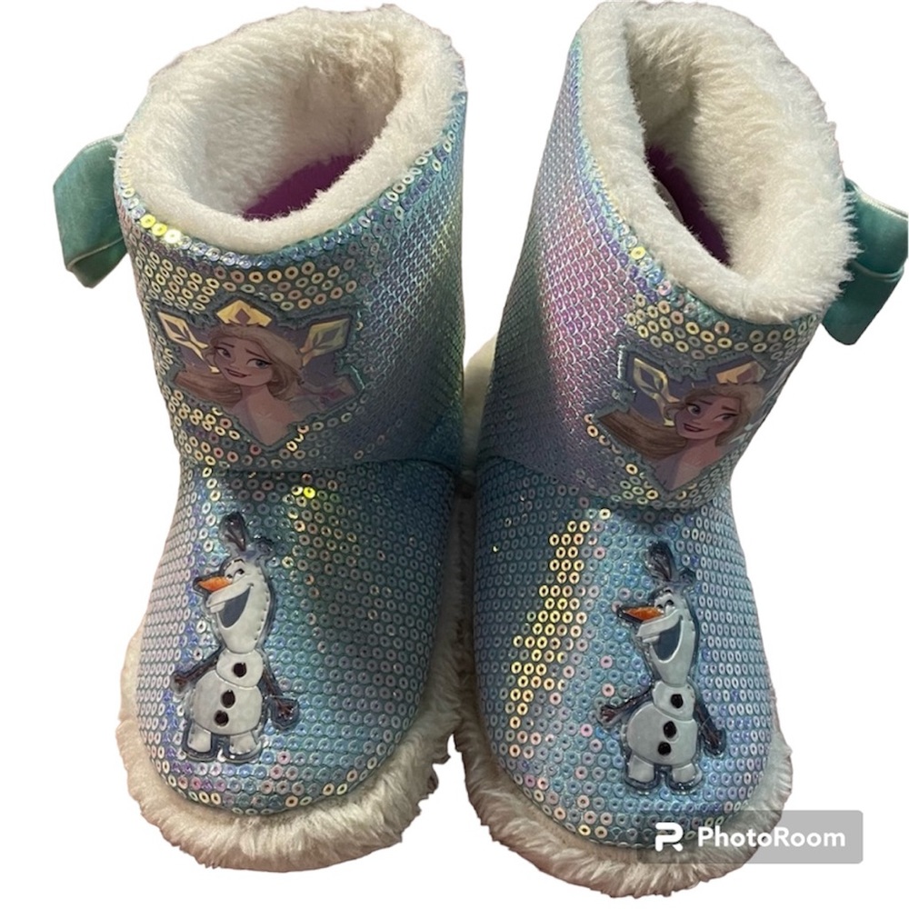 Disney Frozen Girls Winter Boots with Olaf & Elsa Sequins – Size 9 Toddler